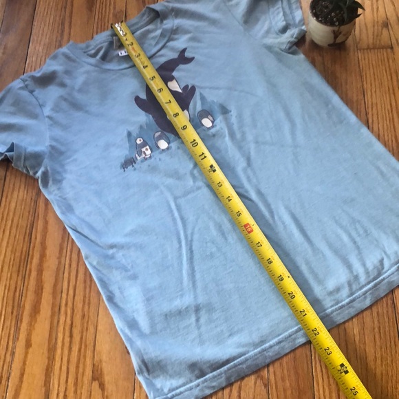 Woot.com blue t-shirt with penguins and whale - Picture 5 of 6